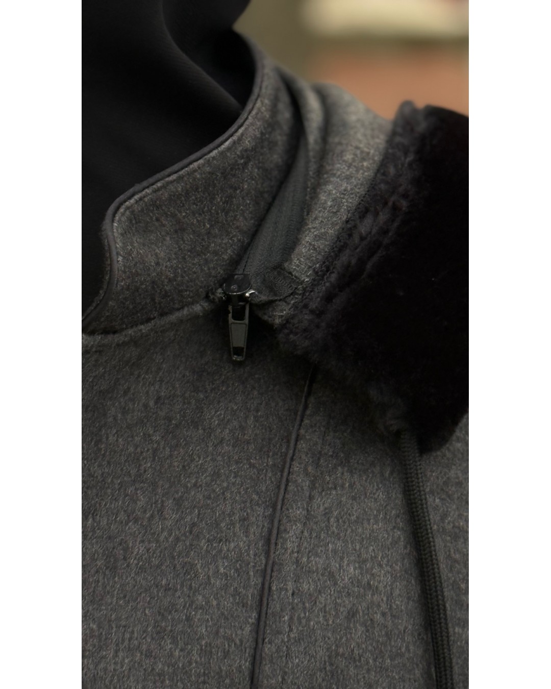 Foklu Koyu Grey Panço (Tak Çıkar Kapşon)