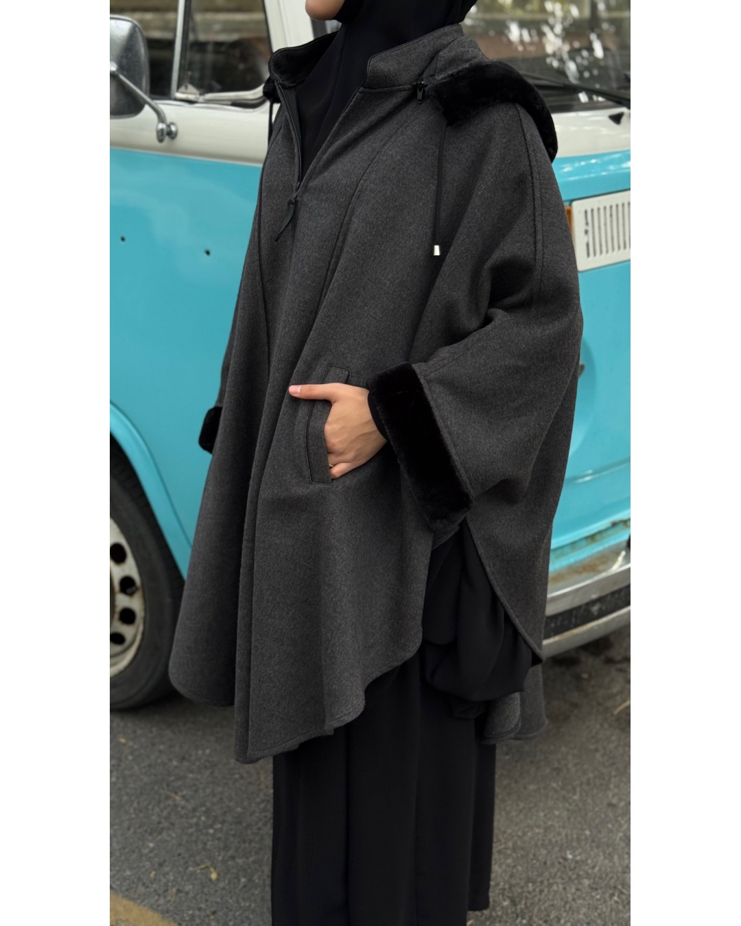 Foklu Koyu Grey Panço (Tak Çıkar Kapşon)