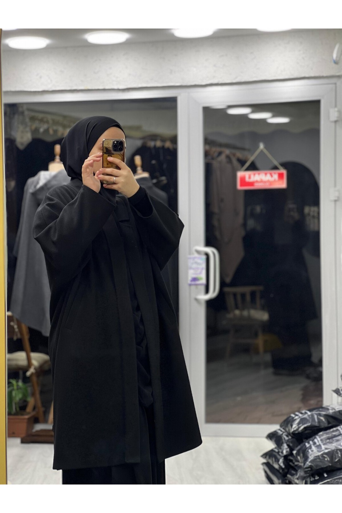 Tasarım Sade Yakalı 95cm Düz Kesim Panço Tasarım Sade Yakalı 95cm Düz Kesim Panço