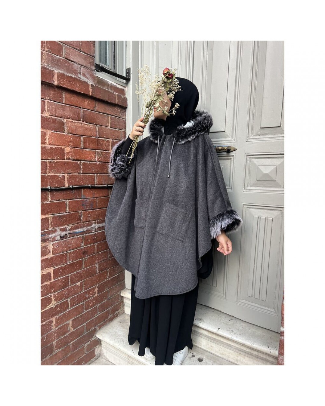 Armâni kürklü kaşe Panço