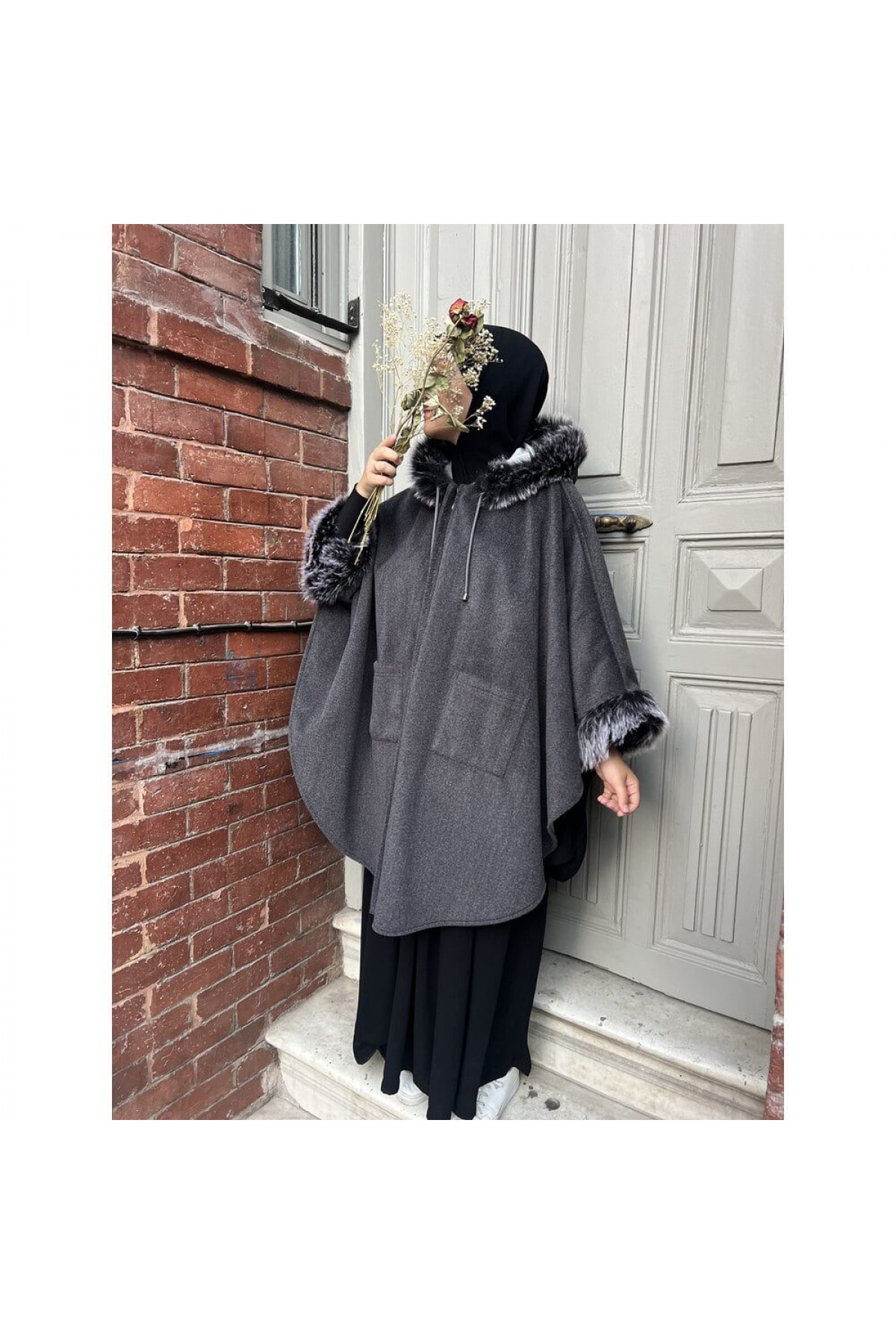 Armâni kürklü kaşe Panço