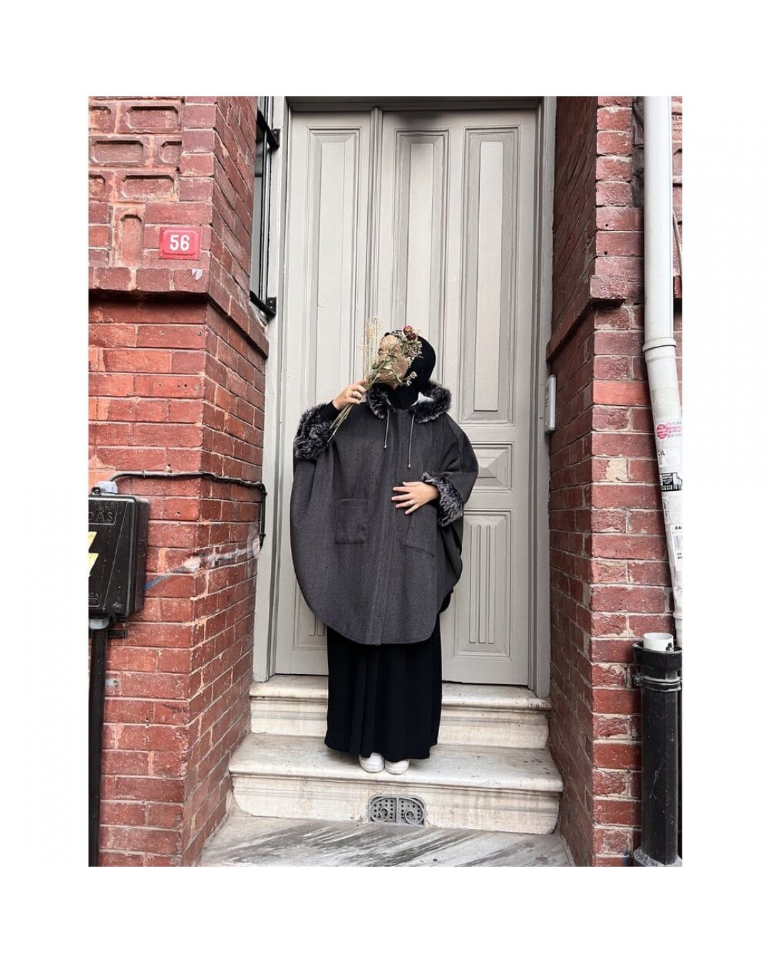 Armâni kürklü kaşe Panço