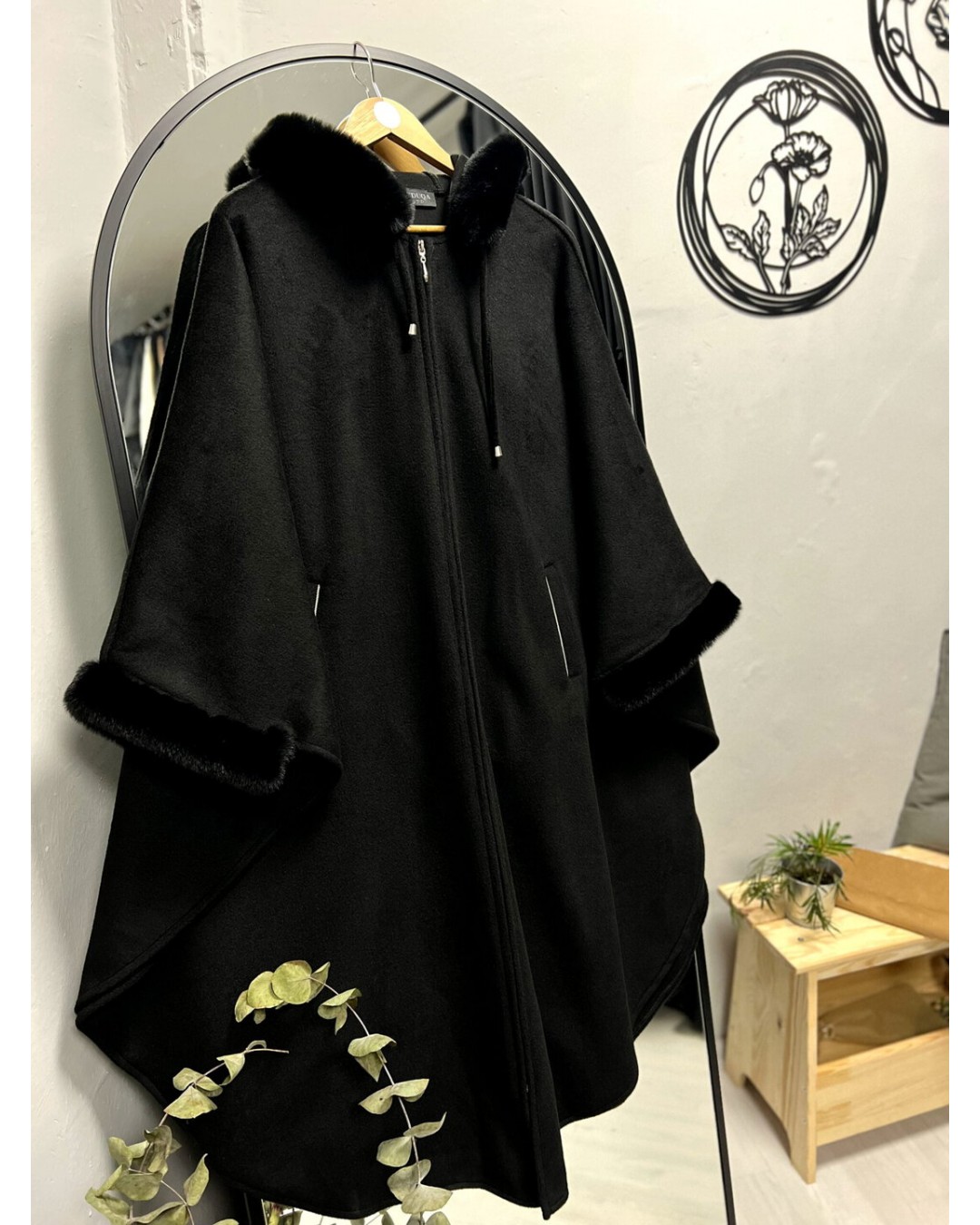 Kalın Kaşe Fok Detay Panço